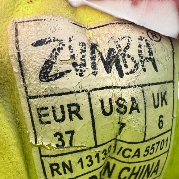 Zumba Gray Bright Yellow Z-Kicks II Lace Up Lightweight Hip Hop Dance Sneakers 7 - Picture 6 of 6
